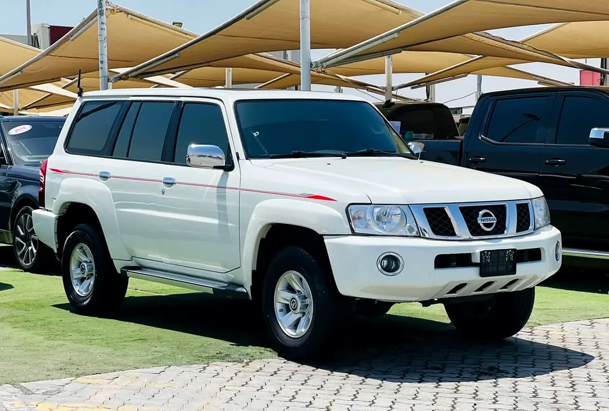 Nissan Patrol Safari 2021 — photo 1 of 15