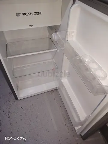 Mini refrigerator