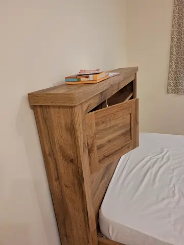 Wooden Headboard with Built-in Storage - Single/Double Compatible