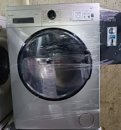 Queen Front-load Washer/ (Silver) - Good Condition