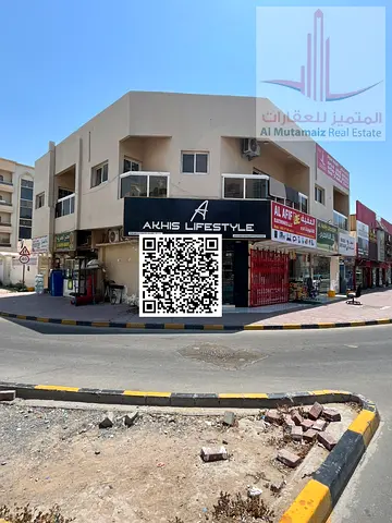 One-bedroom apartment with a living room, opposite Kuwait Street, in a family building.