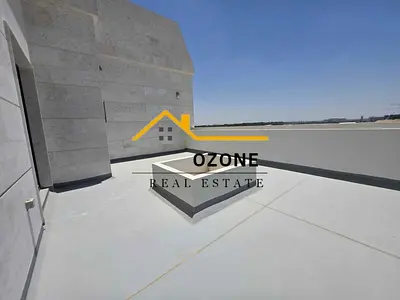 2Bhk Penthouse with 3 Bath and Also Large Terrace Area 4/ 6 Cheque payment plane