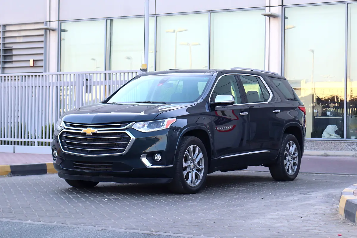 Chevrolet Traverse 2021 — photo 1 of 18