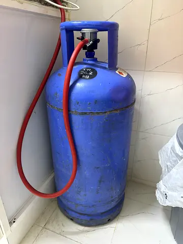 Blue LPG Gas Cylinder with Hose - Used