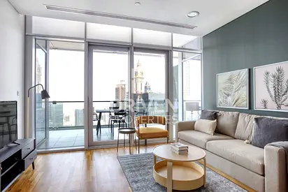 Spacious Unit with Huge Balcony | Sea View