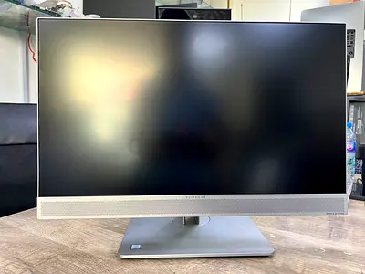 HP EliteOne All-in-One PC i5 8gen 16gb 512gb