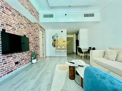 Fully Furnished || Close to Metro || Chiller Free