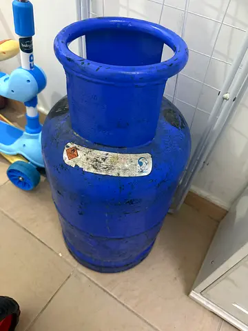 Gas Cylinder (Adnoc) with free burner