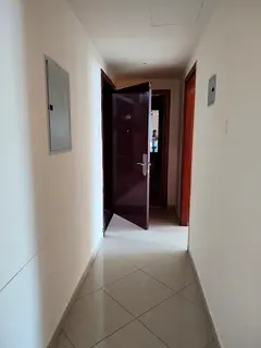 Luxury 2bhk livingroom, closed kitchen 55k no commission