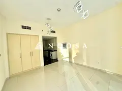 VACANT | FLEXIBLE CHEQUES | SPACIOUS