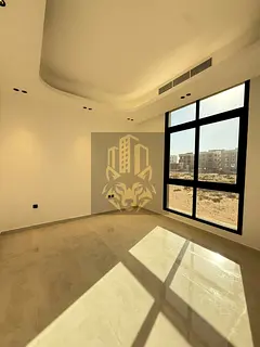 Independent villa in Tilal Al Sharjah city Land area: 4,305 Built-up area: 4,350 5 master bedrooms +