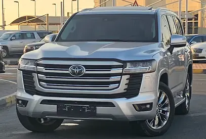 Toyota Land Cruiser GXR 2022 GCC SPECIFICATION