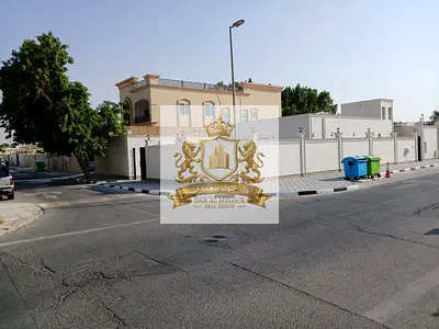 For Sale in Sharjah, Al Mansouri Area: Single-Story Villa Corner plot on two streets Area: 5,086 sq ft