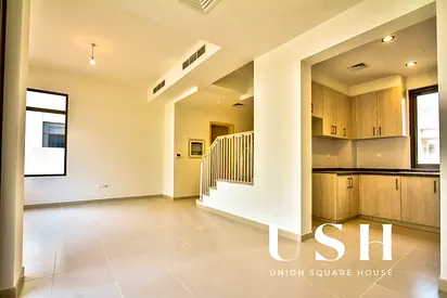Type J/ Upgraded Backyard/ Great Location