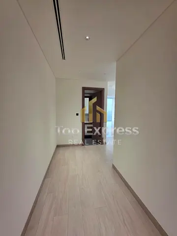 High-Floor 1BR | Crest Grande | Downtown & Creek Views | Unfurnished Apartment