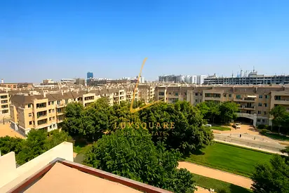 PARK VIEW | UP TO 12 CHEQUES | SPACIOUS