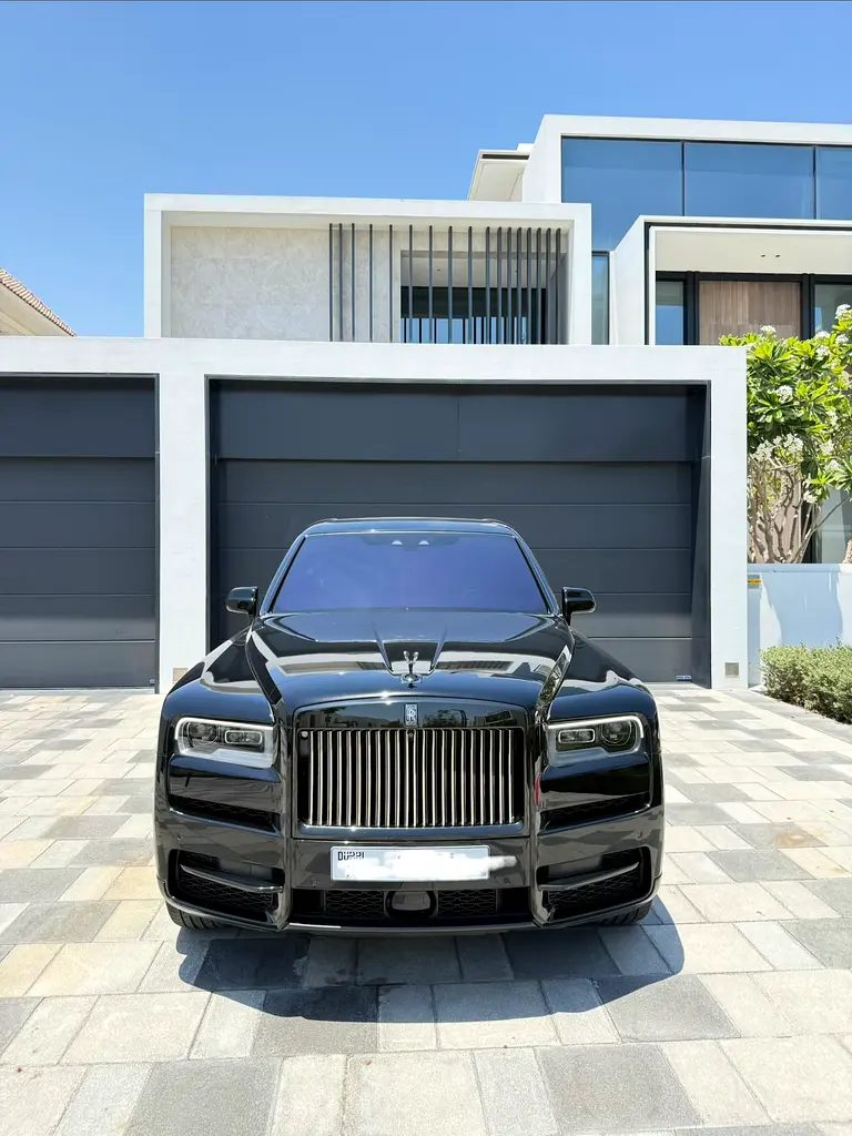 Rolls-Royce Cullinan 2020 — photo 1 of 4
