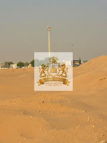 الموقع: إمارة الشارقة - منطقة البليدة 1. • عدد الأراضي: قطعتين متجاورتين. • المساحة: 2907 قدم مربع. • السعر: 450,000 درهم إماراتي فقط! مميزات الموقع: