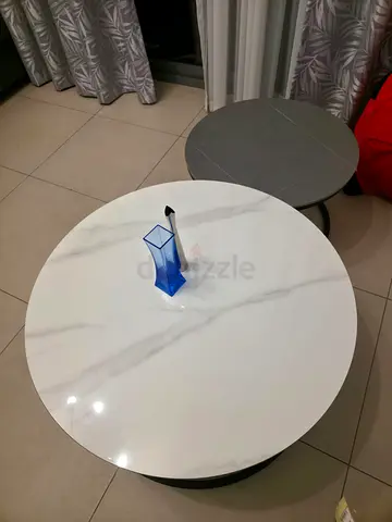 Round Marble-Effect Coffee Table (White) - Excellent Condition