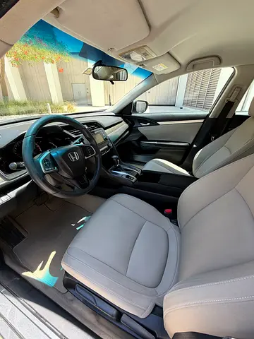 صورة 7 لـ 2020 Honda CIVIC