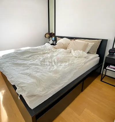 IKEA malm king size Bed with Storage -  Good Condition