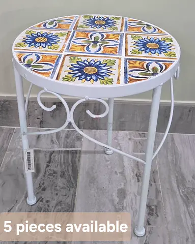 Decorative plant stand