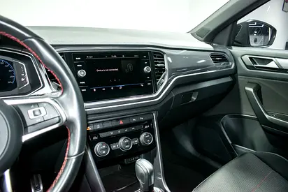 صورة 11 لـ 2021 Volkswagen T-ROC