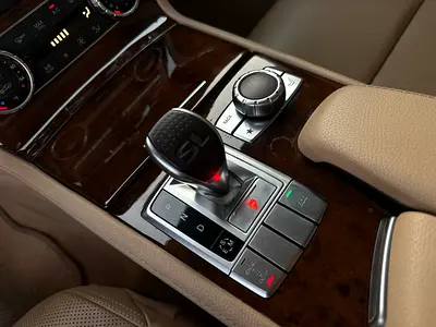 صورة 9 لـ 2013 Mercedes-BENZ SL