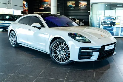 صورة 5 لـ 2024 Porsche PANAMERA