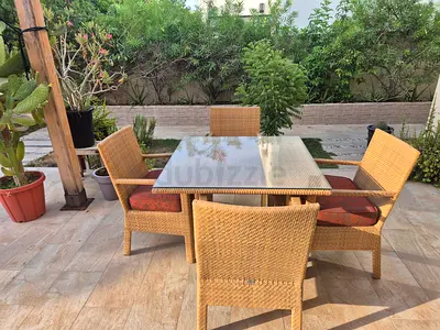 Kettal Premium Outdoor Dining Set – Table + 4 Armchairs – Excellent Condition