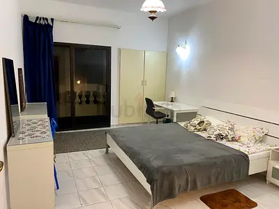A large room for rent