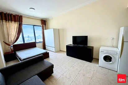 Chiller Free | Furnished | Vacant | High Floor