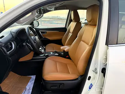 2021 Toyota FORTUNER — фото 11