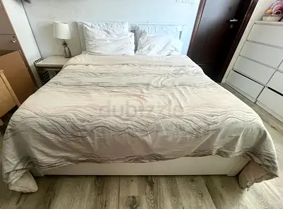 Move out sale- must go soon! White Wooden queen size Bed with Headboard - perfect Condition.