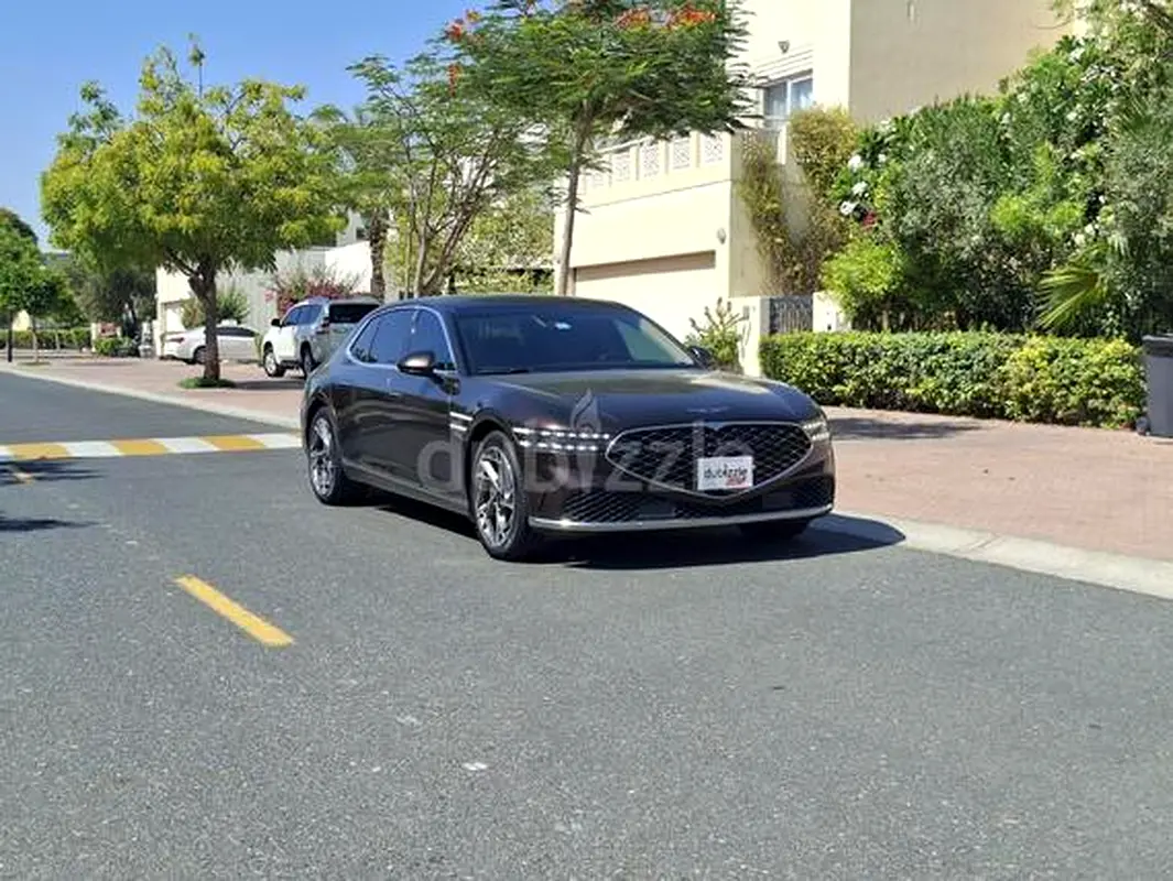 Genesis G90 2022 — photo 1 of 14