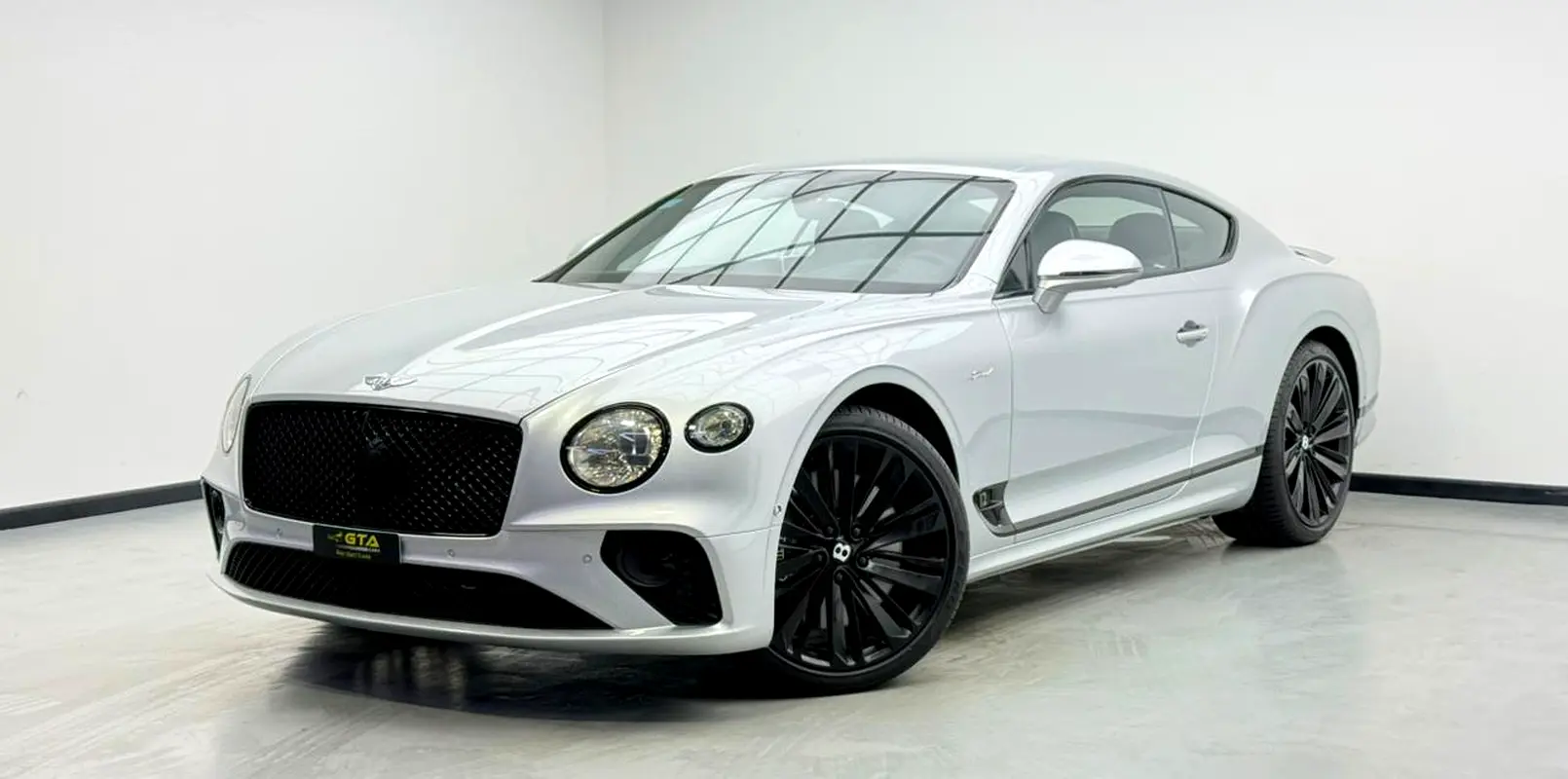 Bentley Continental 2022 — photo 1 of 15