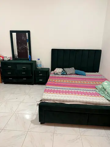 Free green bed set, bed, mattress, dressing table, side table