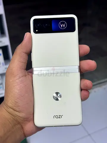 Motorola Razr (folding) in good condition - white