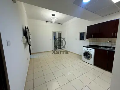 Unfurnished | Spacious 1 BR | Ready to Move