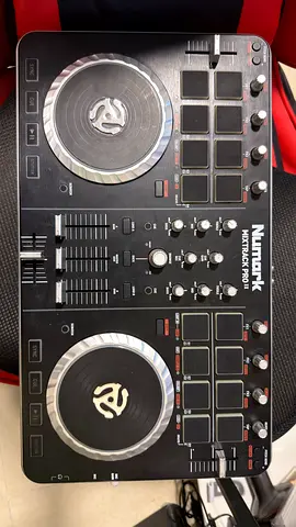 Numark mixtrack pro 2