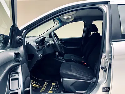 2020 FORD FIGO 照片 11