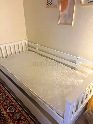 سرير كنبة شخصين للبيع