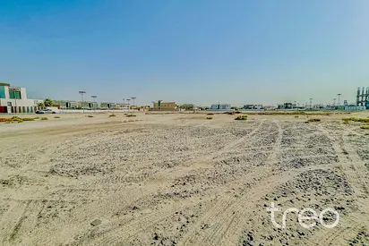 Large Corner Plot | Premuim Location | G+1