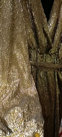 فستان سهره  مقاس:  سمول اللون : ذهبي    Elegant Evening Dress – Size Small size :  Small