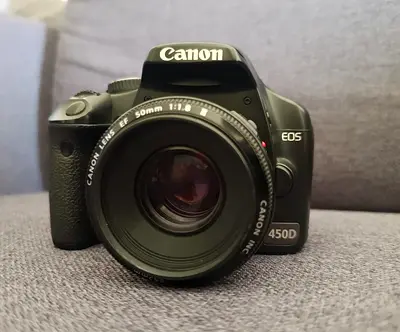 Canon EOS 450D DSLR Camera + Canon 50mm f/1.8 Lens