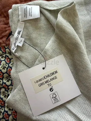 Breastfeeding and multi usage scarf