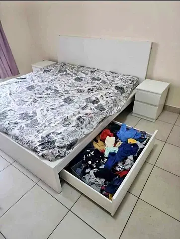 IKEA White MALM King Storage Bed with IKEA Mattress 180 x 200 cm