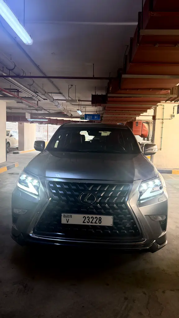 Lexus GX-Series 2022 — photo 1 of 19