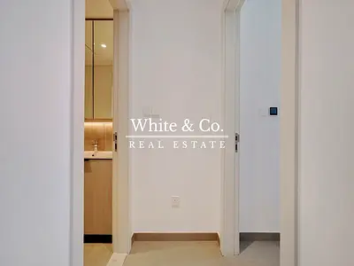 Furnished | Luxury | Open Plan Living |