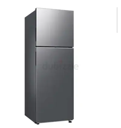 Fridge Samsung RT45CG5404S9 Top-freezer refrigerator in good condition — spacious, silver finish